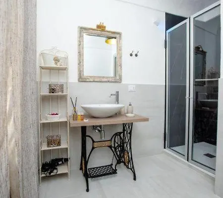 Apartment Elizabeth House *